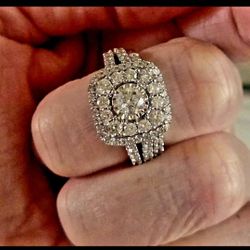 10 Karat Gold Wedding Set