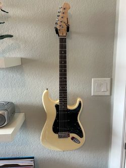 Electric Stratocaster & Fender Frontman Amp