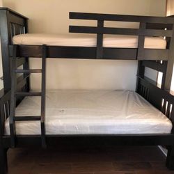 Twin/full Bunk Bed 