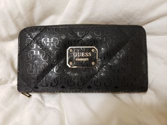 GUESS Wallet