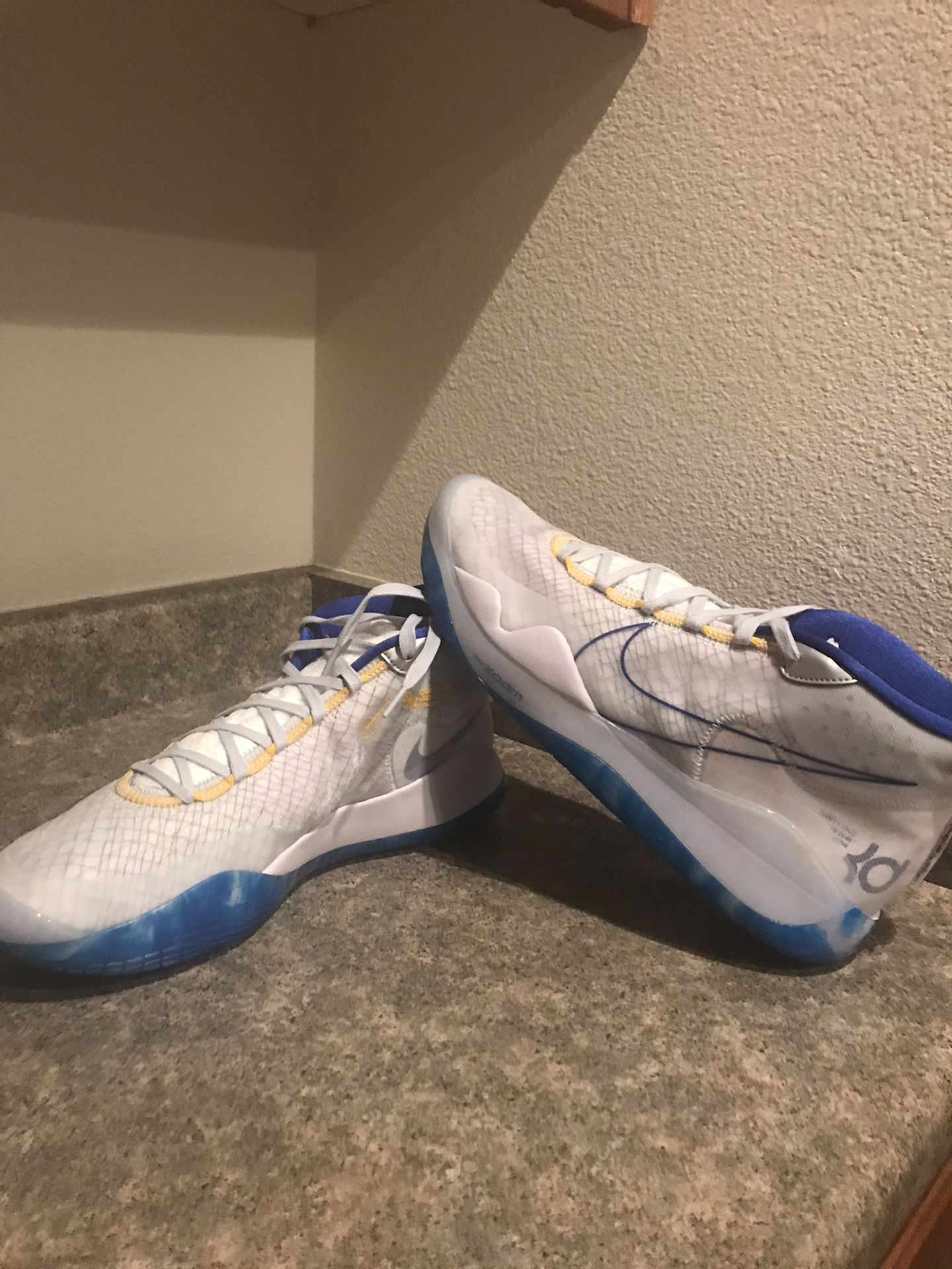 Nike Zoom KD12 Size 13