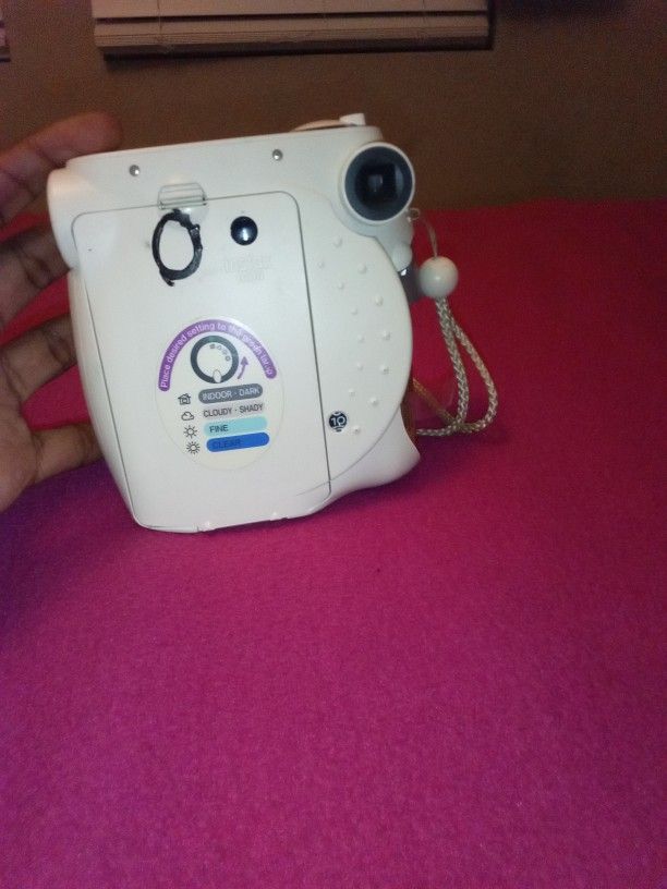 Fujfilm
Instax mini 7s
