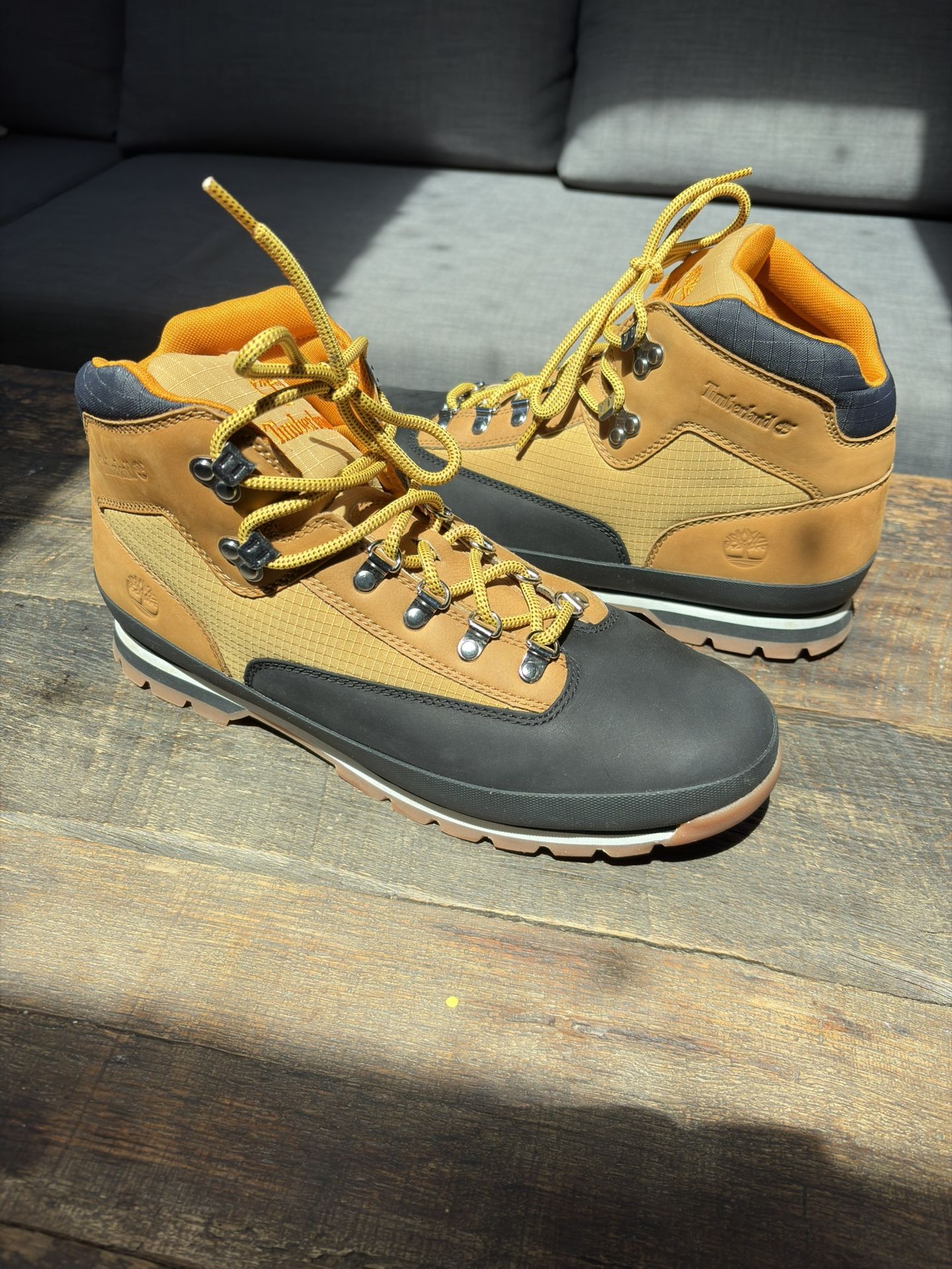 TIMBERLAND BOOTS