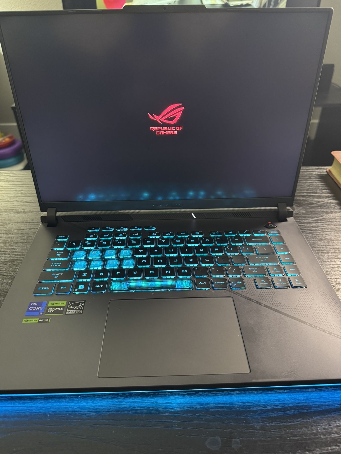 ASUS ROG Strix G16 (2024)