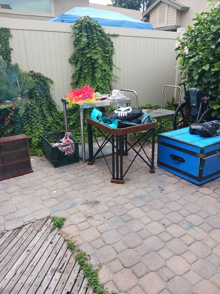 Free Stuff Come Get