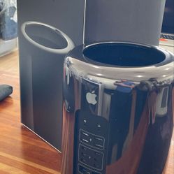 Apple Mac Pro TrashCan 🗑 Intel Xeon Quad Core 64GB RAM 1TB SSD! 4GB VRAM