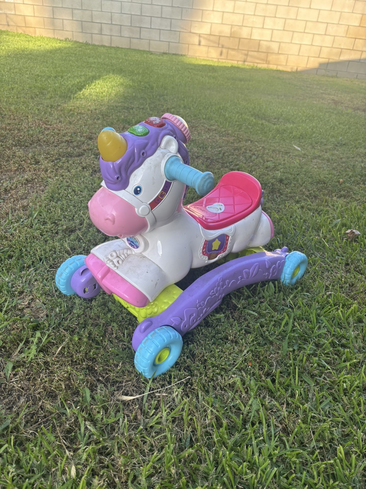 Unicorn toy