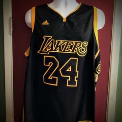 Los Angeles Lakers #24 Kobe Bryant commemorative Jersey w/ career Awards -S.M.L.XL.2X