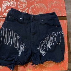 Fringe shorts 