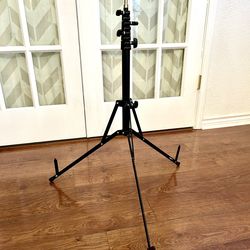 Photography Tripod With Spikes