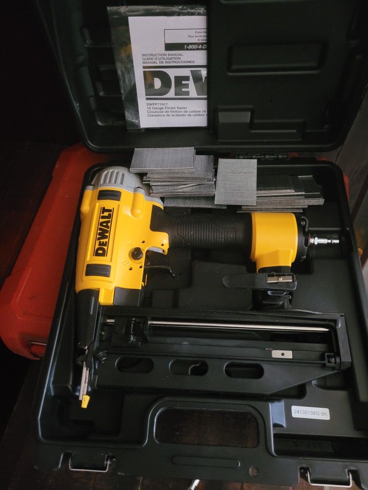 DeWalt 16ga Finish Nailer
