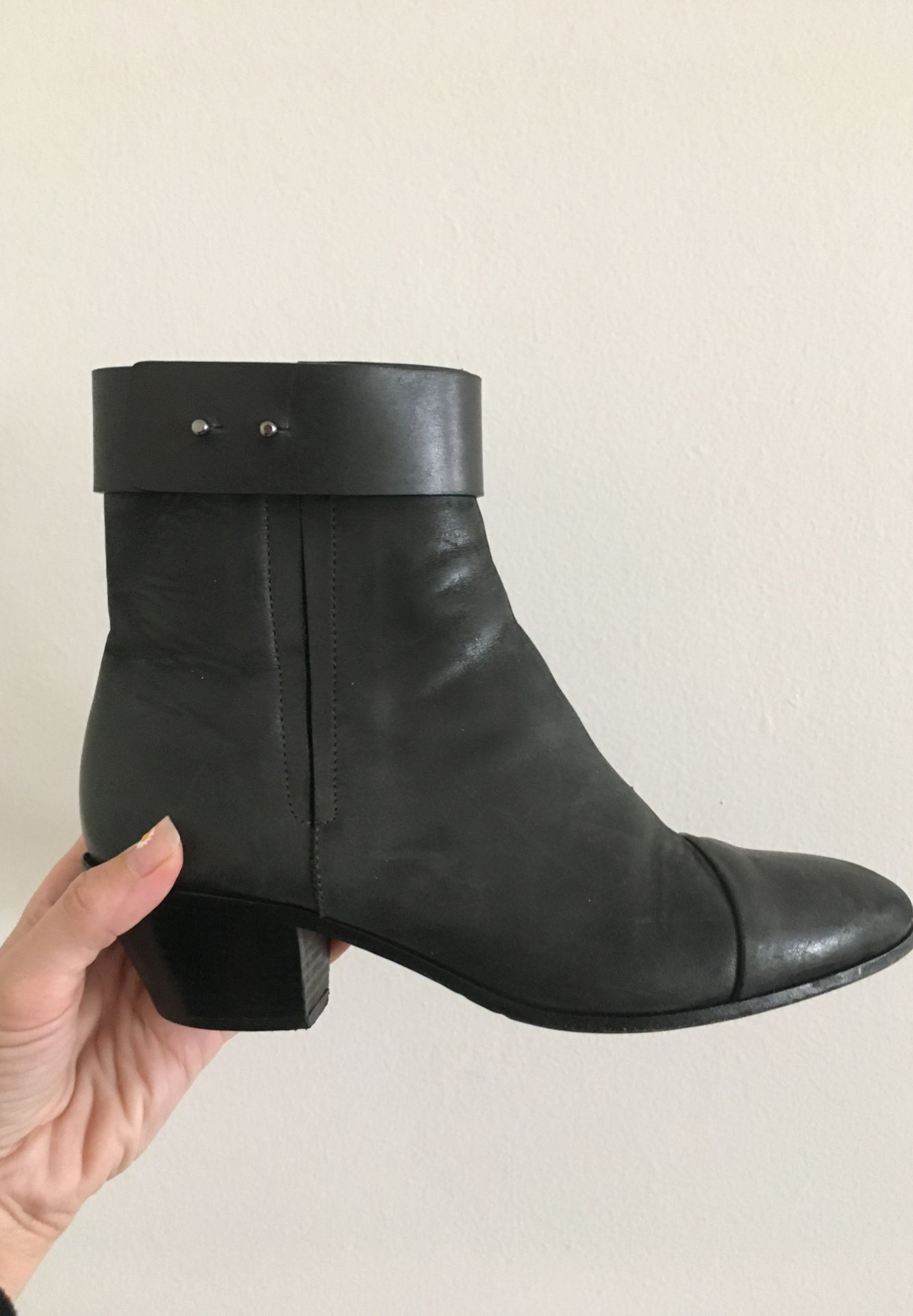 Common project boots!