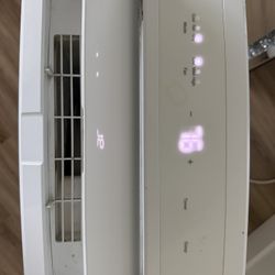 Window AC Unit