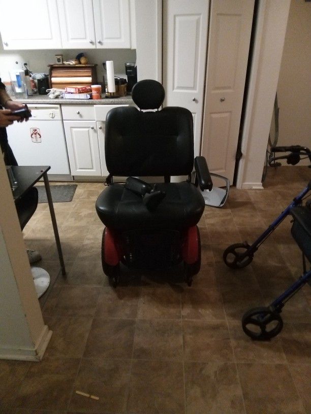 Elite Hd Wheelchair
