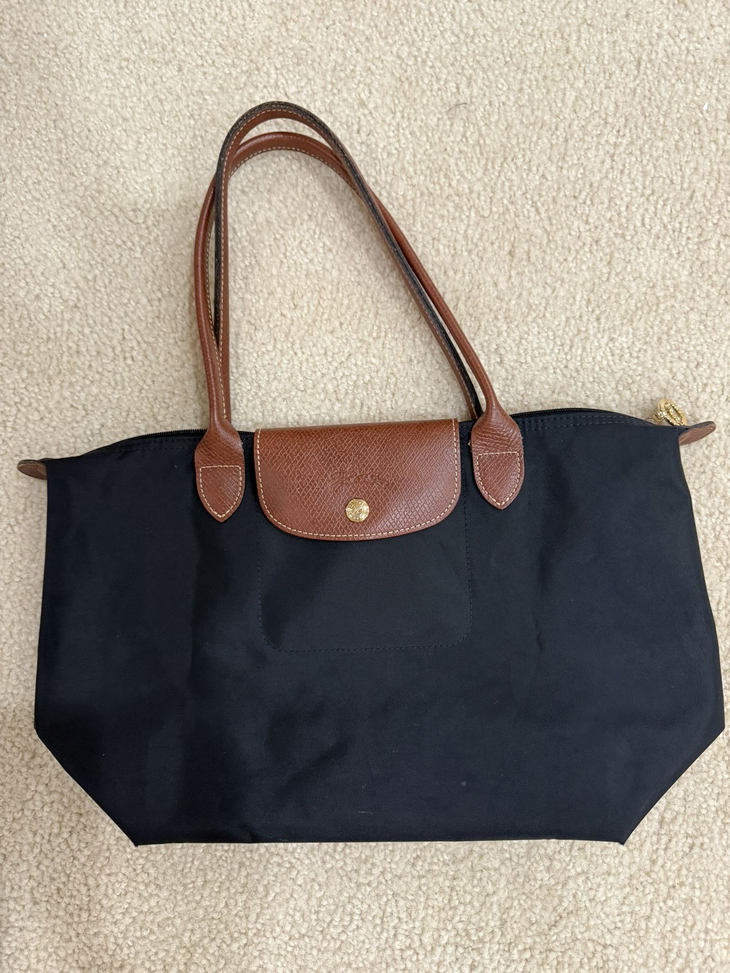 Black longchamp purse very minimal wear