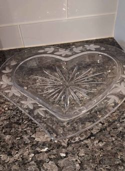Mikasa Heart Christmas Love Frosted Serving Dish Starburst Cut Glass 13" READ