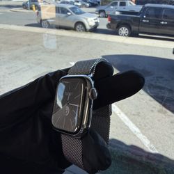 Apple Watch Series 8 Stainless Steel