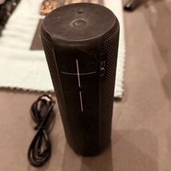 UE BOOM 2 Model:S-00151 Ultimate Ears Wireless Bluetooth Speaker