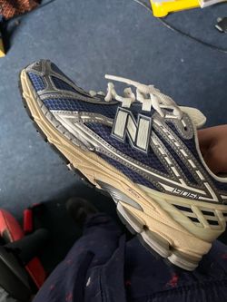 New balance shoe cheap size 9.5