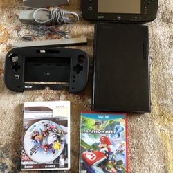 Nintendo Wii U Mario Kart 8/ Smash Bros