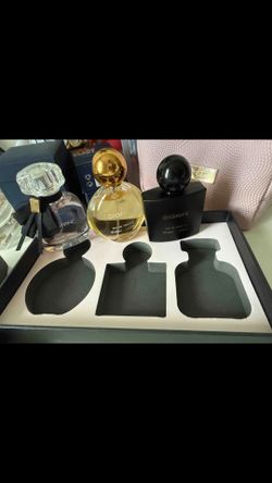 Brand New Paris Night Women’s Three Piece.