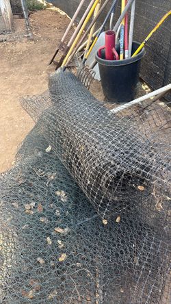 GARDEN PLASTIC MESH AND SCRAP WIRE