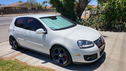 Volkswagen Covercraft Sunscreen for R32, GTI, & Golf MKV 2006 2007 2008 2009 VW MK5