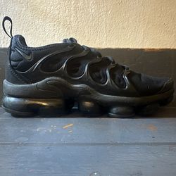 Nike air vapormax plus size US 6