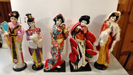 Dolls 5 vintage oriental