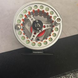 Fly fishing Reel 