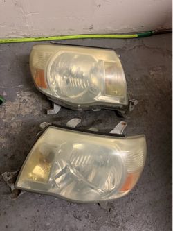 Tacoma headlights