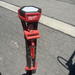 Milwaukee Tri Pod 