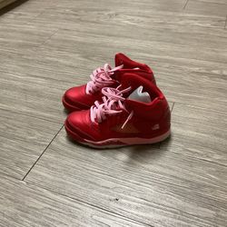 Girls Jordan  retro 5 Valentines Day size 1