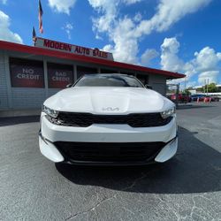 2022 Kia K5 GT Line 