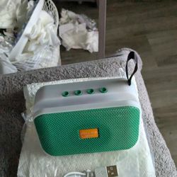 AO 11 Pro Pro Max Little Tiny Bluetooth Speaker Chargeable Wire Changes Colors While Playing Sounds Pretty Good For Being A Tiny Little Speaker Brand 