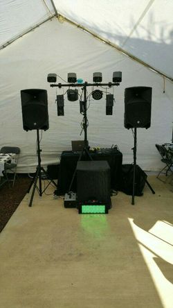 DJ
