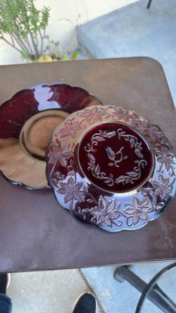 Red plates
