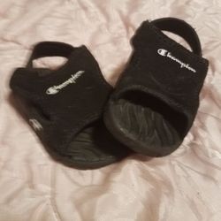 Champion toddler black sandals with back strap