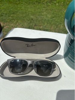 Ray ban sun glasses