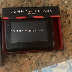 Tommy Hilfiger Trifold 