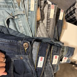 MEN WRANGLER AND LEVIS JEANS  29x30 