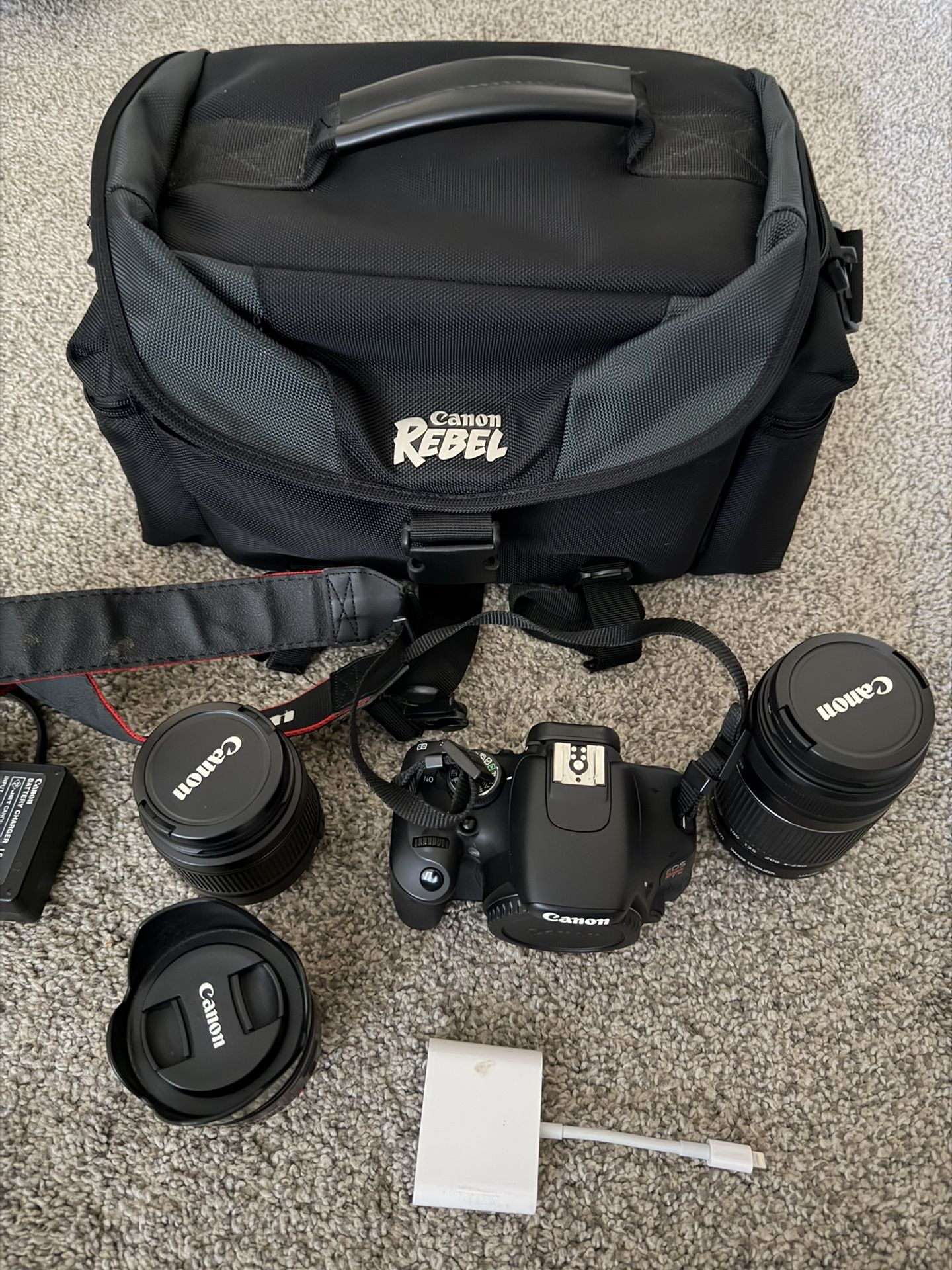 Canon  EOS Rebel T3i 