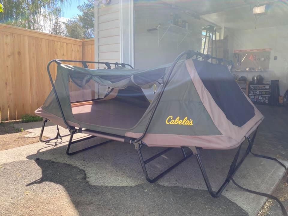 Cabela’s Cot Tent for Sale in Seattle, WA OfferUp