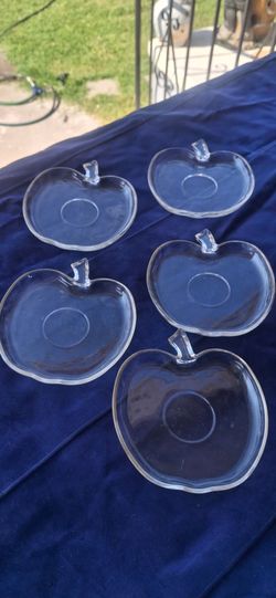 Set of 4 Clear Glass Apple-Shaped Plates