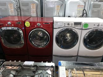 Front load washer and electric dryer with pedestals in excellent conditions with 4 months warranty