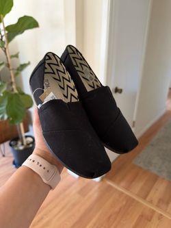 Black Tom’s women size 6