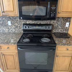 Stove and Microwave