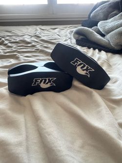 Fox 2.0 Aluminum Reservoir Mounting Clamp