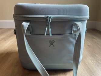 Hydro flask Hydroflask 30L Carryout Soft Cooler