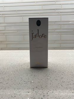 J’adore dior perfume